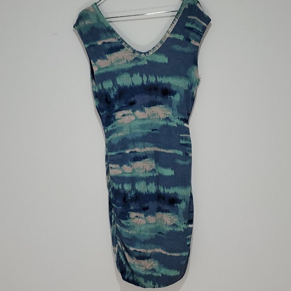 LE Chateau Small Sleeveless Dress - Picture 4 of 6